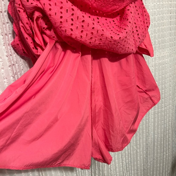 Pink Eyelet Women’s Large Flutter Sleeve Romper - Picture 5 of 10